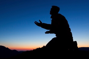 87 درصد مردم ایران هر روز دعا می خوانند
