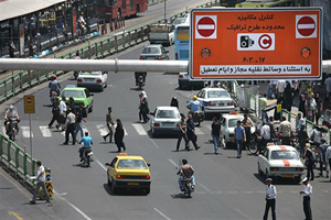 نتایج نظرسنجی ایسپا نشان داد: موافقت اکثریت شهروندان تهرانی با طرح ترافیک جدید/ امیدواری عمومی به کاهش آلودگی هوا