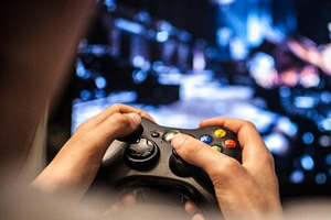 نتایج نظرسنجی ایسپا؛ افزایش مصرف‌کنندگان بازی‌های رایانه‌ای به 28 میلیون نفر/ مصرف بازی‌های دیجیتال دو برابر سرانه مطالعه کتاب 